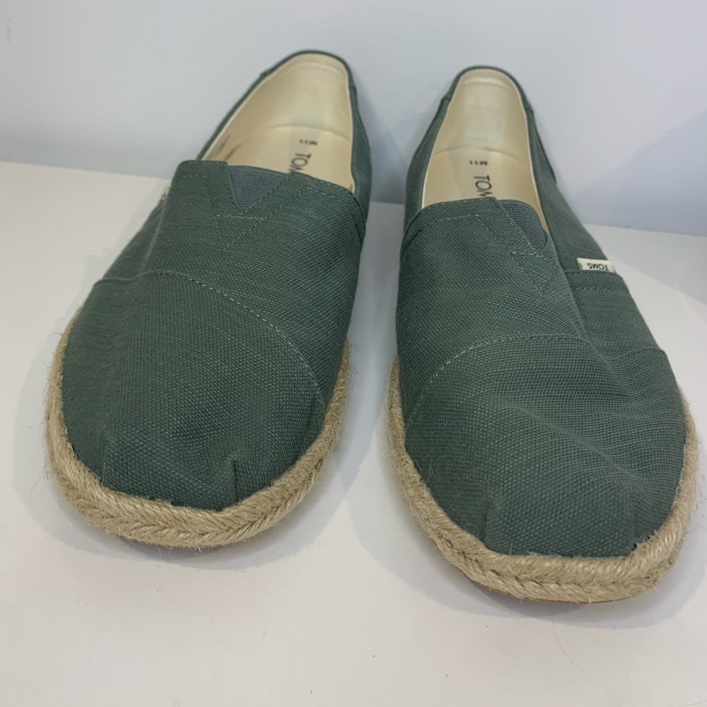 Green 11M toms shoes